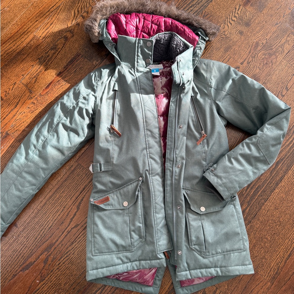 Columbia Women's Down Parka Jacket Coat 550TD Green Hooded Faux Fur Trim Sz XS